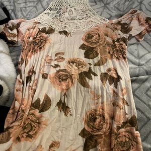 Womens rue 21 floral print off the shoulder’s shirt